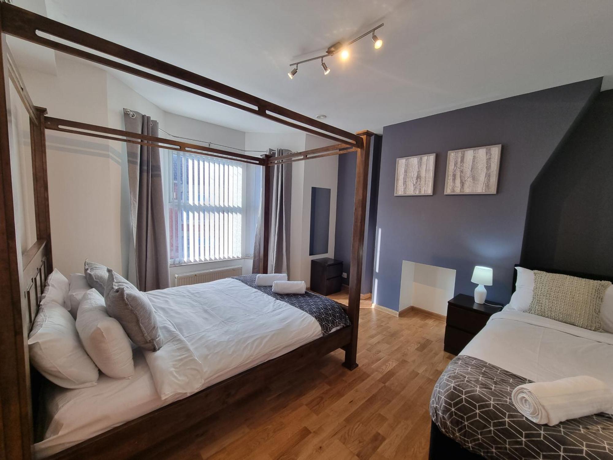 Anfield Luxe Retreat - Stylish Stay With Parking - Steps From Stadium - Short Drive To City Centre Ліверпуль Екстер'єр фото