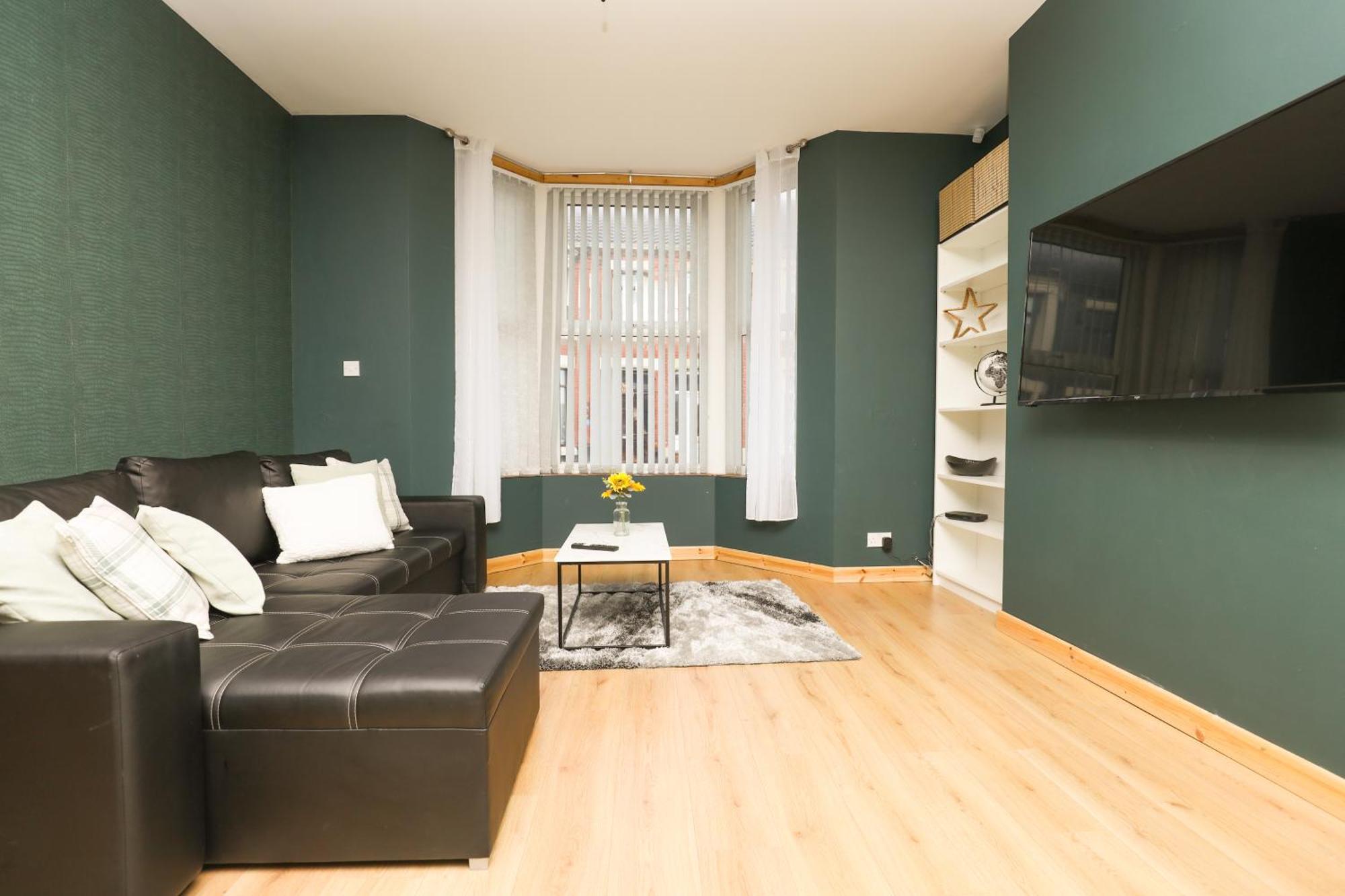 Anfield Luxe Retreat - Stylish Stay With Parking - Steps From Stadium - Short Drive To City Centre Ліверпуль Екстер'єр фото