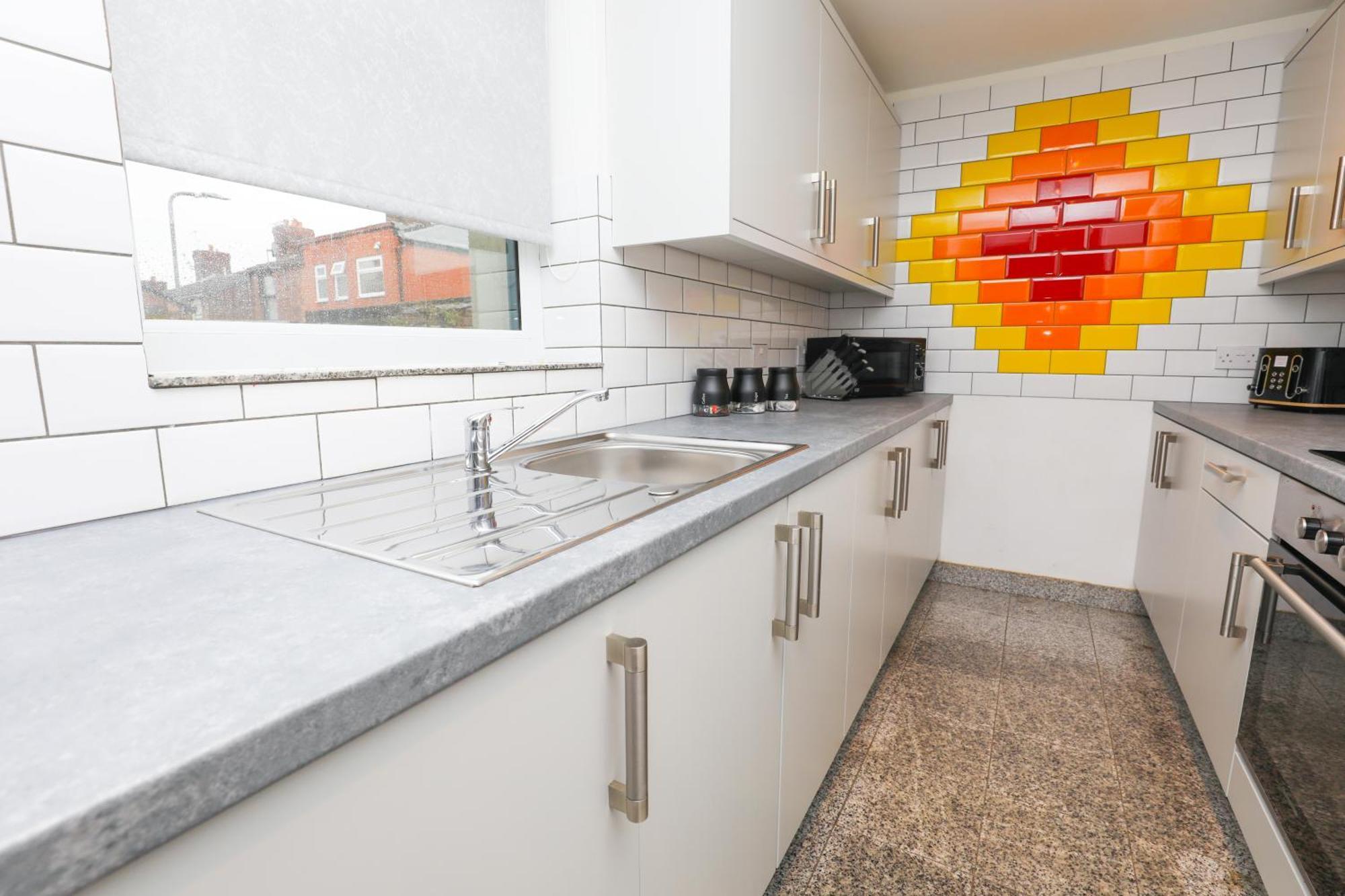 Anfield Luxe Retreat - Stylish Stay With Parking - Steps From Stadium - Short Drive To City Centre Ліверпуль Екстер'єр фото